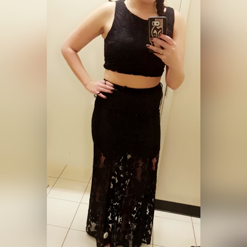 NEW | NWT | Elegant Black Lace Two-Piece Sheer Maxi Skirt & Top | Size Large